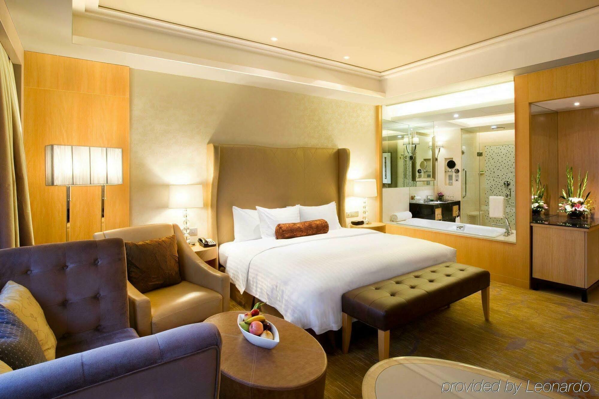 Hilton Xiamen Hotel Exterior photo